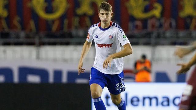 开云体育官网-斯基拉：国米还在为姆拉契奇转会等待球员父亲的同意