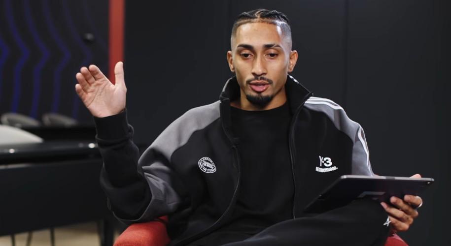 拉菲：贝尔萨完全沉浸在足球，他曾梦到一个战术让教练组测试