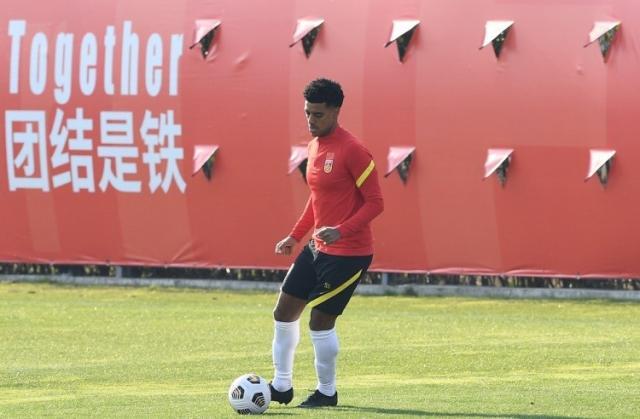 开云体育官网-阿兰珍惜为国效力机会：国家待我特别好 我很自豪